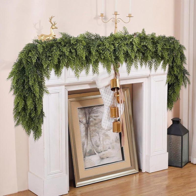 HollyCharm® 6ft Cedar Garlands